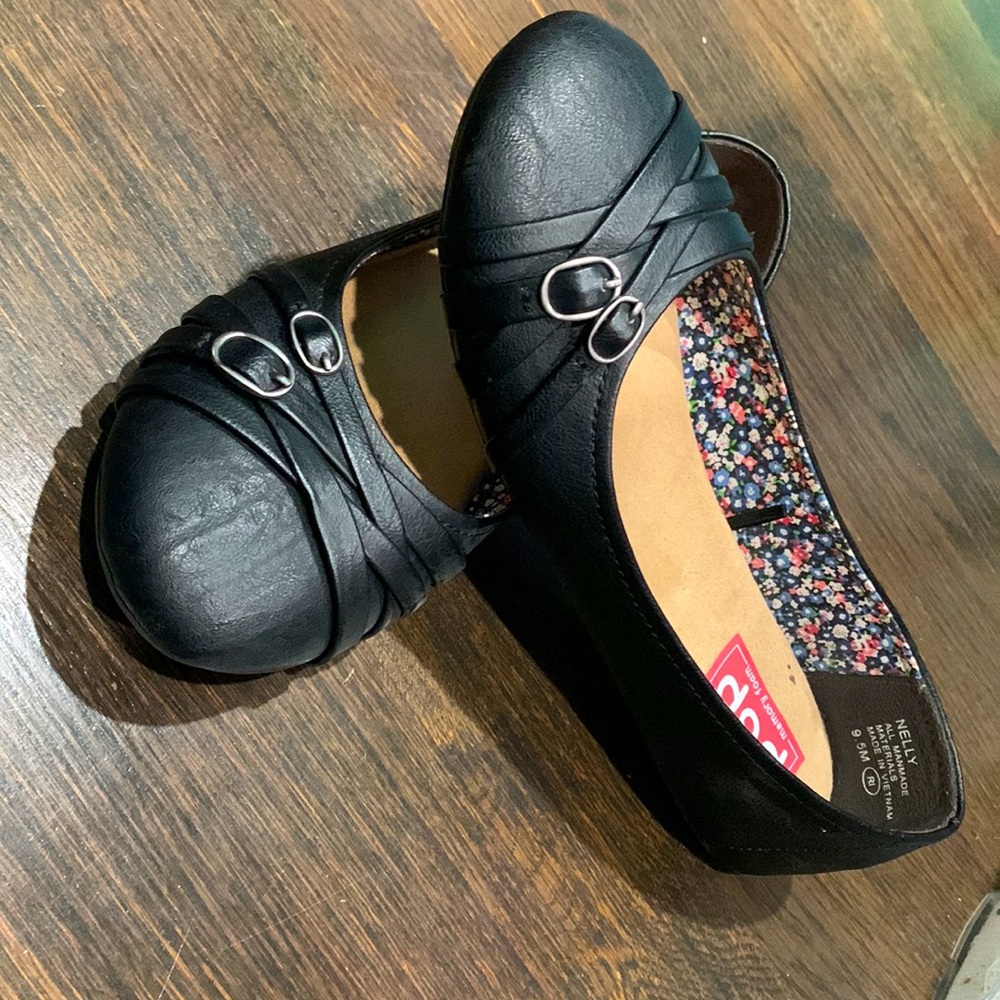 Pop Women’s Flats | 9.5 | Black | Used only once